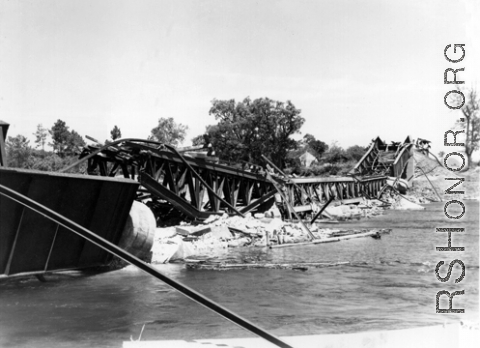 The railway bridge at Lingling, destroyed. WWII.