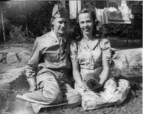 Dorothy and Lescher Dowling in June 1943.