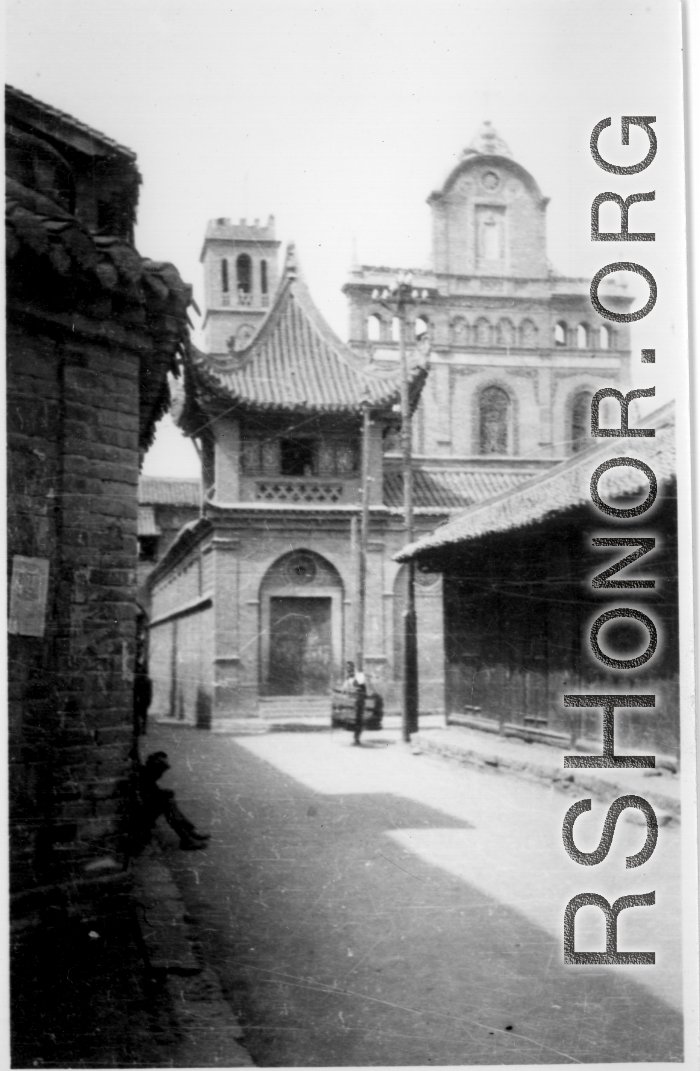 The Qing Dynasty Catholic church St. Michael's Church in Hanzhong (Hanchung), during WWII (清汉中圣弥额尔天主堂).
