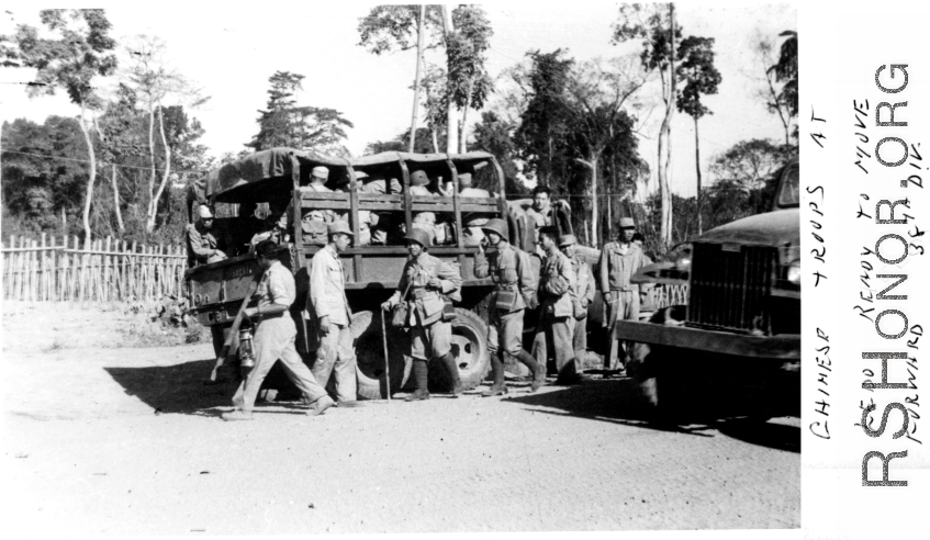 Chinese troops of the 38th Chinese Division on the Ledo Road ready to move forward.  Photo from Charles E. Mason.