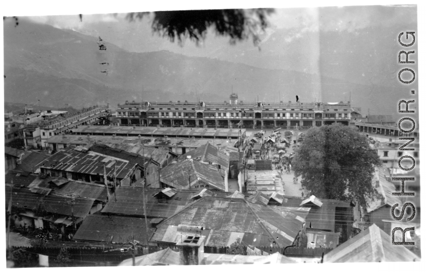View over center market area at Darjeeling, India, during WWII.
