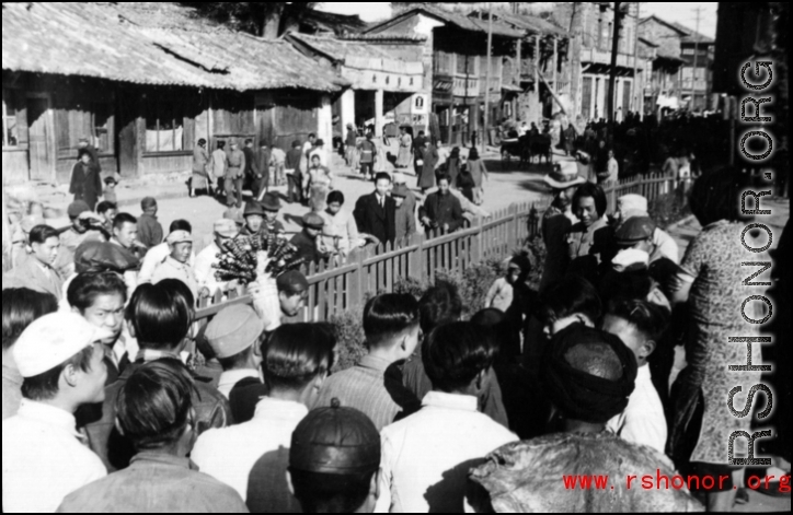 Street scene in Guilin, shortly before the Japanese advance in the fall of 1944.  From the collection of Hal Geer.