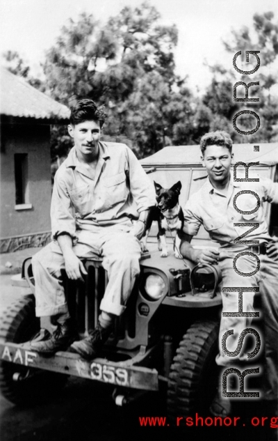 Guys and dog mascot hanging out in the CBI, most likely at Yangkai.  Jay Rosencrantz on the right.