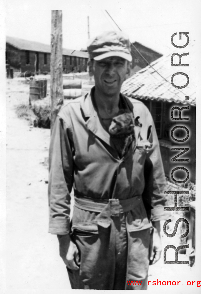 GI with pet monkey in Yunnan, China during WWII.